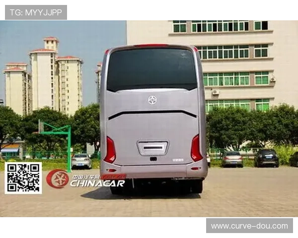 亚星YBL6148型大三轴客车的节能环保技术与运营成本分析 亚星YBL6148型大三轴客车的节能环保技术与运营成本分析